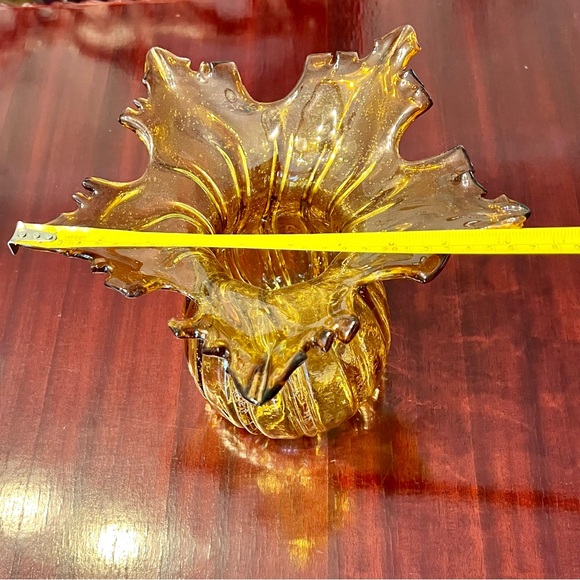 VTG Stretch Glass Vase Amber Ribbed Body Sunburst Flared Mouth Hand Blown 1960s - Picture 11 of 11